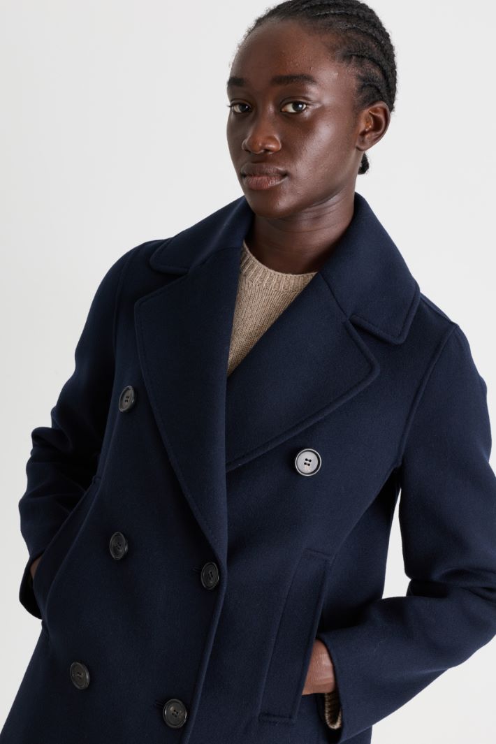 Short double-breasted wool coat with oversized lapels - BLUE - Intrend - 3