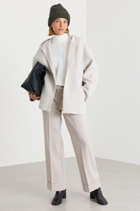 Chaquetón con capucha - Intrend