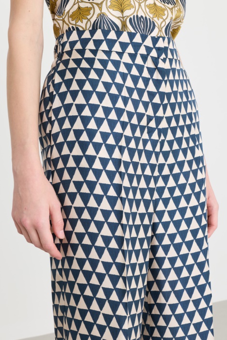Pantalone cropped in twill in seta stampata