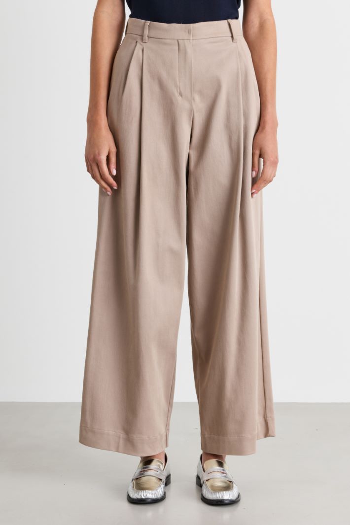 Weite Hose aus Stretch-Twill - BEIGE - Intrend - 2