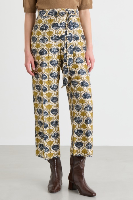 Pantalone fluido in seta stampata