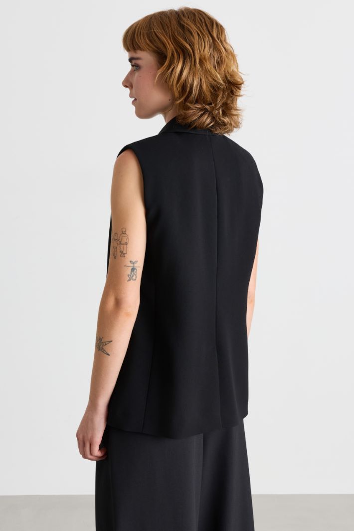 Gerades Gilet aus Cady - SCHWARZ - Intrend - 4