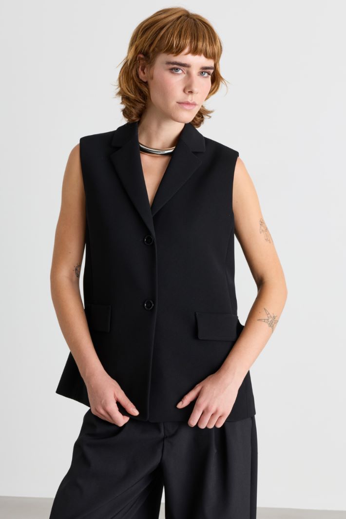 Gerades Gilet aus Cady - SCHWARZ - Intrend - 2