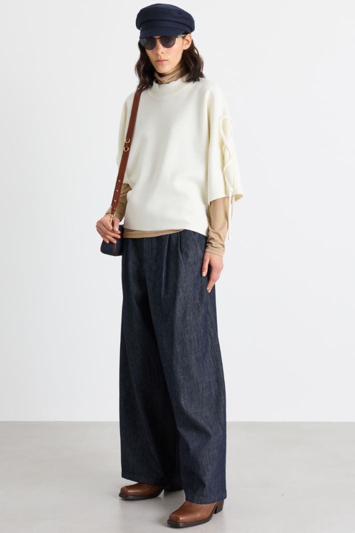 Jeans ampio con pinces - BLU - Intrend