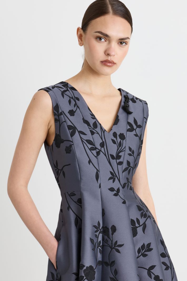 Fitted jacquard dress - GREY BLACK - Intrend - 3
