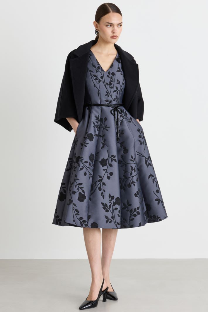 Fitted jacquard dress - GREY BLACK - Intrend