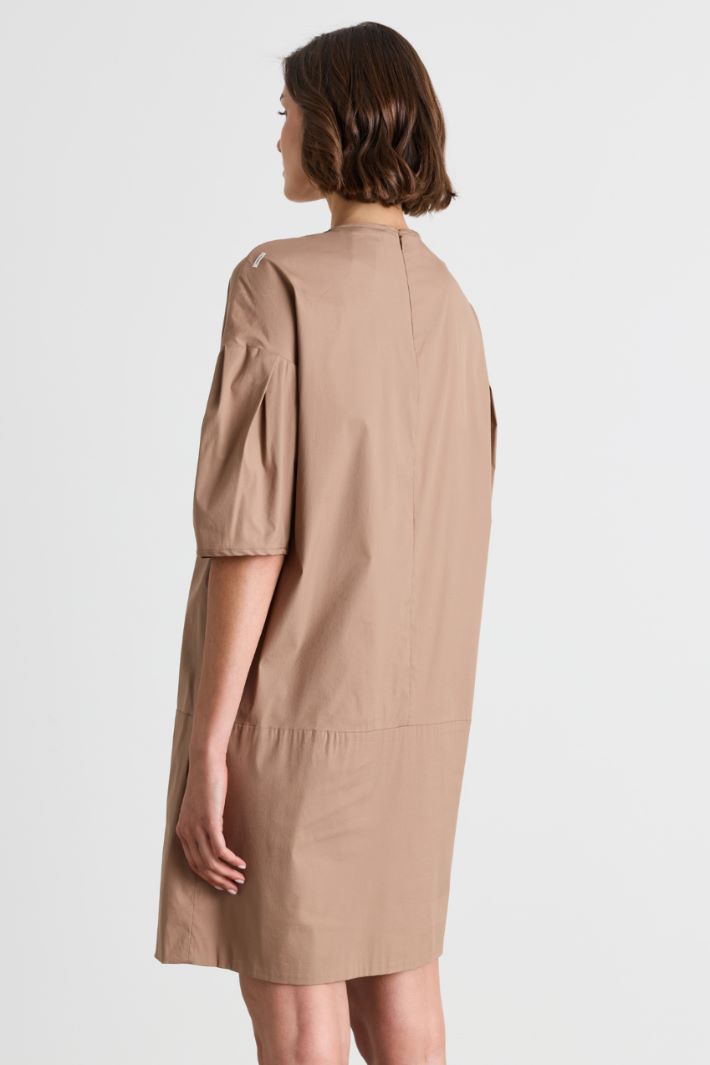 Poplin T-shirt dress - CAMEL - Intrend - 4