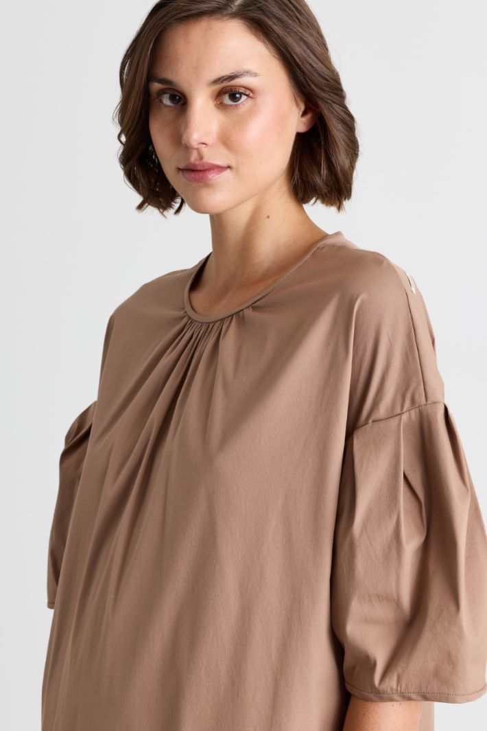 Poplin T-shirt dress - CAMEL - Intrend - 3