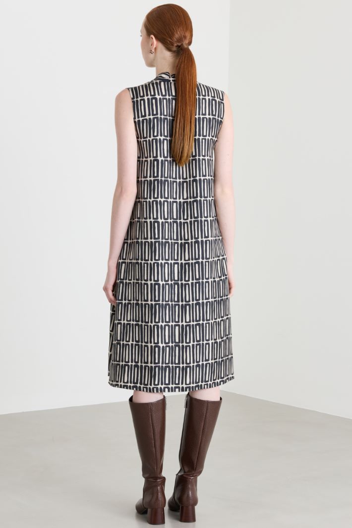 Printed dress with scarf collar - BLACK WHITE - Intrend - 4