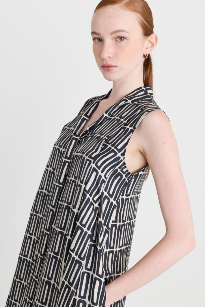 Printed dress with scarf collar - BLACK WHITE - Intrend - 3