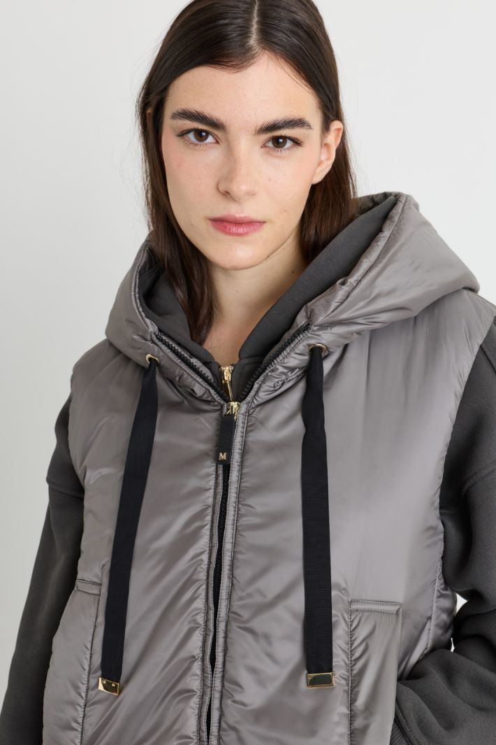Gilet imbottito con cappuccio in tela antigoccia - GRIGIO - Intrend - 3