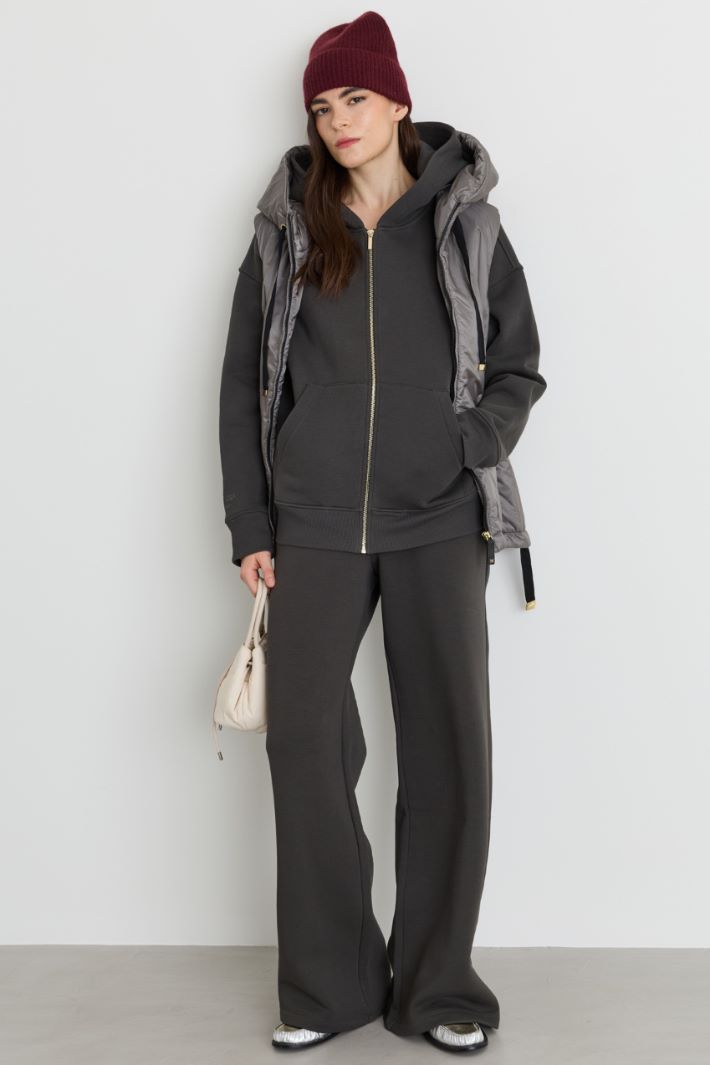 Gilet imbottito con cappuccio in tela antigoccia - GRIGIO - Intrend