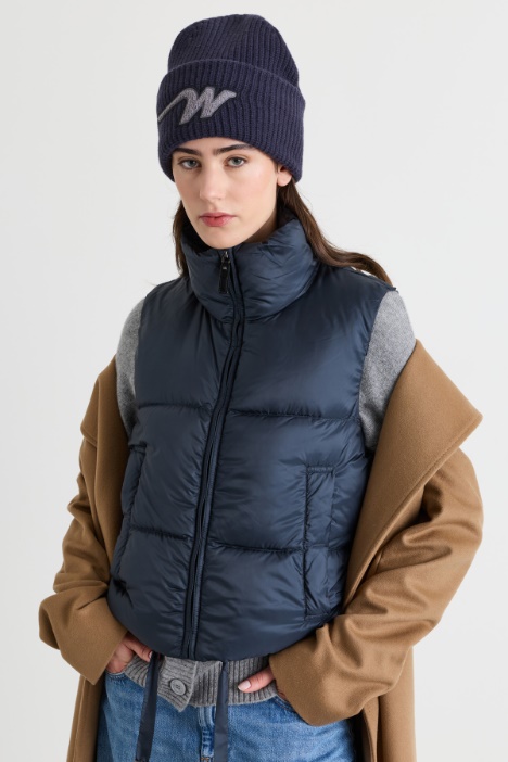 Gilet crop imbottito e trapuntato