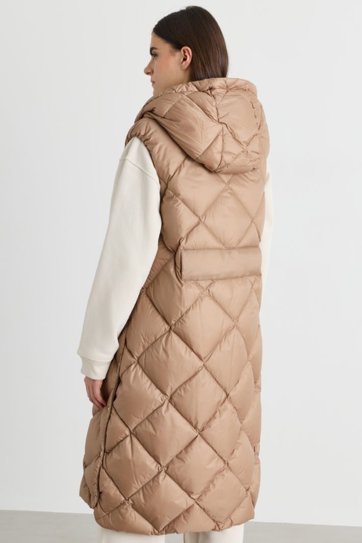 Gilet imbottito midi in tela antigoccia - CAMMELLO - Intrend - 4