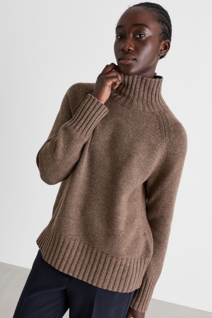 Jersey de cuello alto - BEIGE - Intrend - 2
