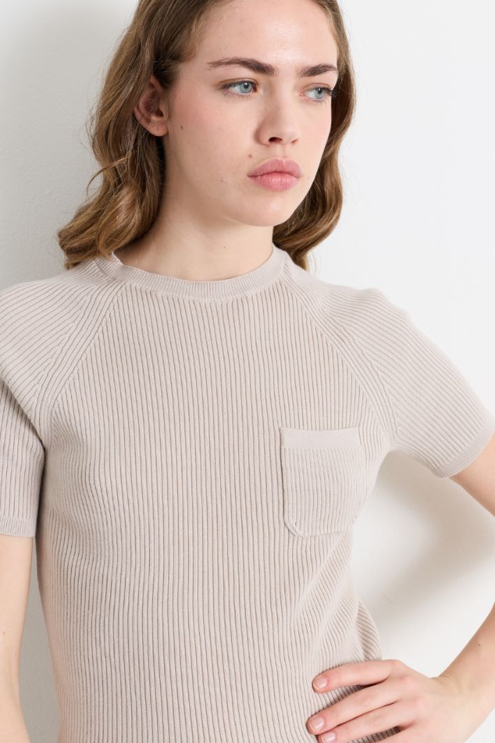 Maglia a costine con tasca - BEIGE - Intrend - 3