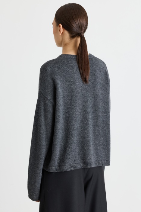Maglia boxy in lana e cashmere con bottoni