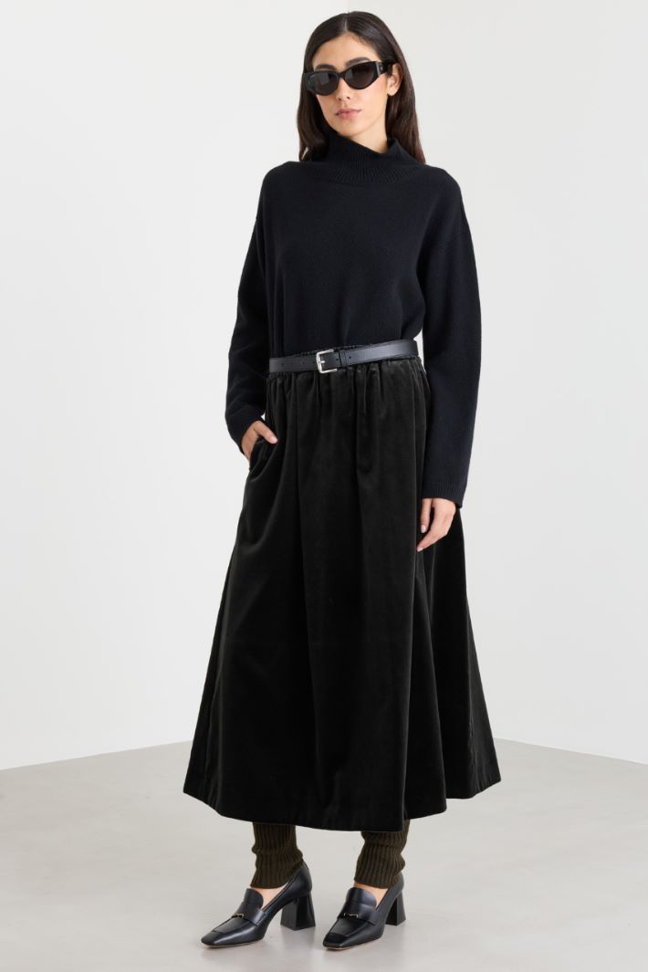 Boxy roll-neck jumper - BLACK - Intrend