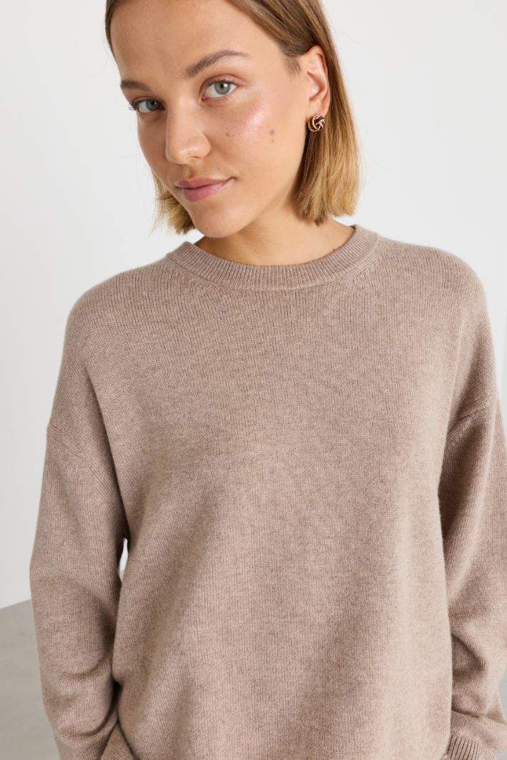 Pull fluide à épaules tombantes - BEIGE - Intrend - 3
