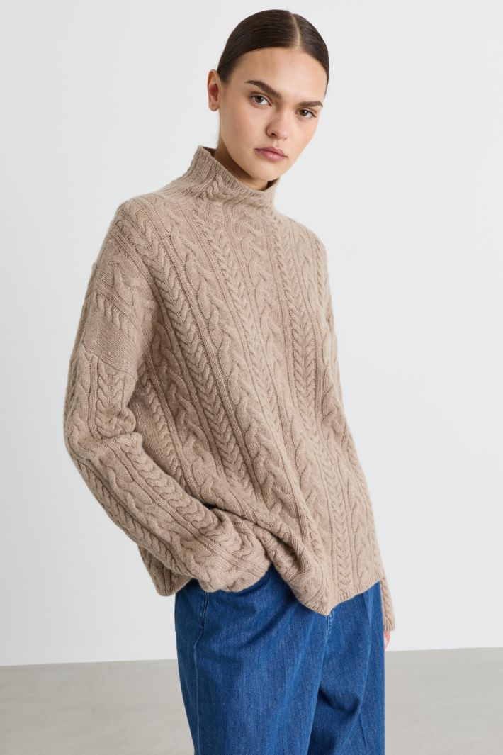 Cable-knit roll neck jumper - BEIGE - Intrend - 2