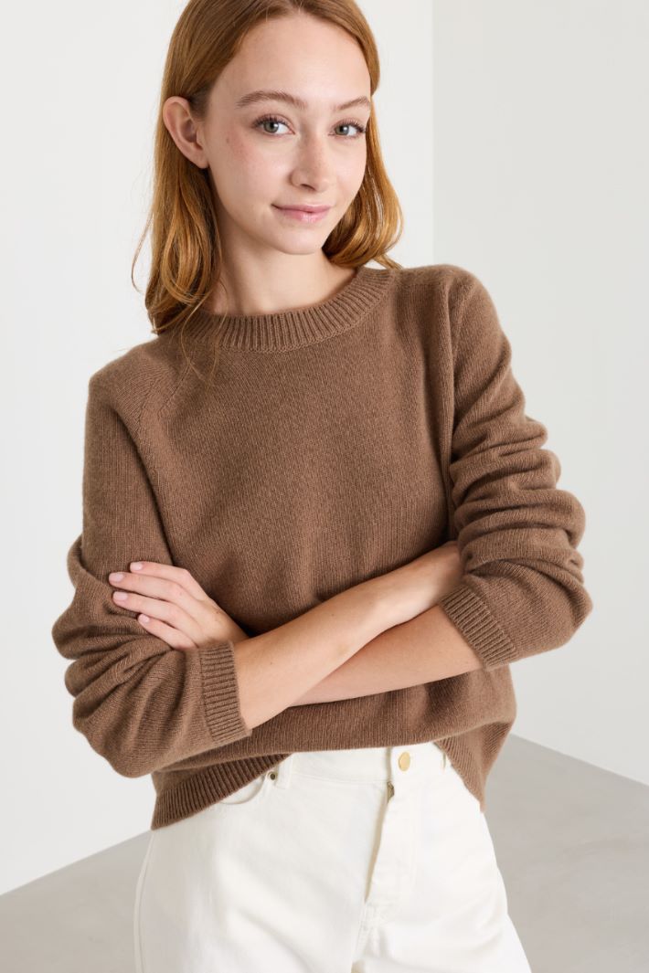 Raglan-sleeve jumper - CAMEL - Intrend - 3