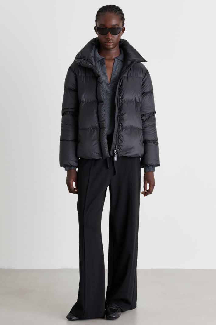 High-neck padded jacket - BLACK - Intrend