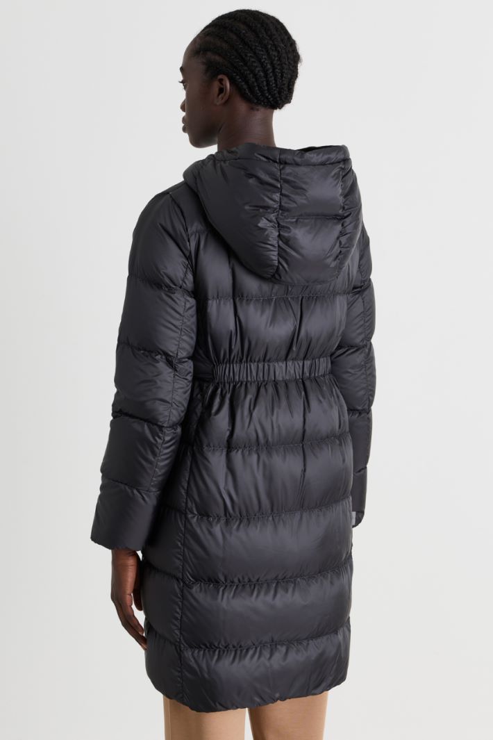 Midi down coat in water-repellent technical canvas - BLACK - Intrend - 4