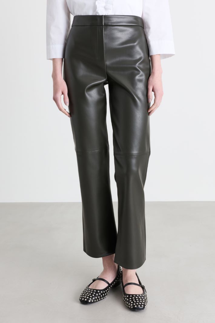 Pantalone cropped in tessuto spalmato - NERO - Intrend - 2